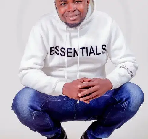 Enock Mbewe Ft Rev Karen Mukuwa - Ndwileni Mp3 Download
