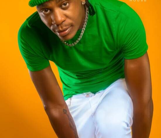 Rich Bizzy - Ungayende Kumunzi So Mp3 Download