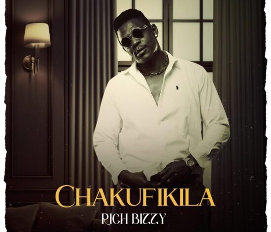 Rich Bizzy - Chakufikila Mp3 Download