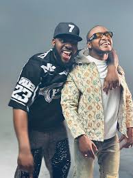 Slapdee Ft Dizmo - Kumanda Takwaba Mp3 Download 